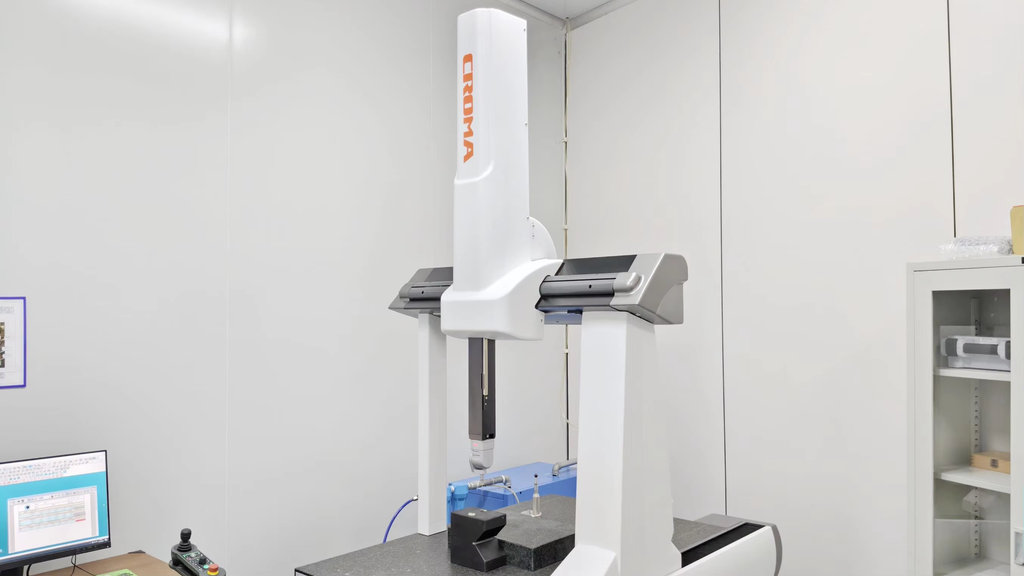 Precision optical inspection equipment, CMM machine inspecting CNC machined optomechanical housing